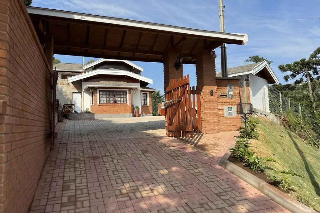 Holiday home Cantinho Da Angela Campos do Jordao